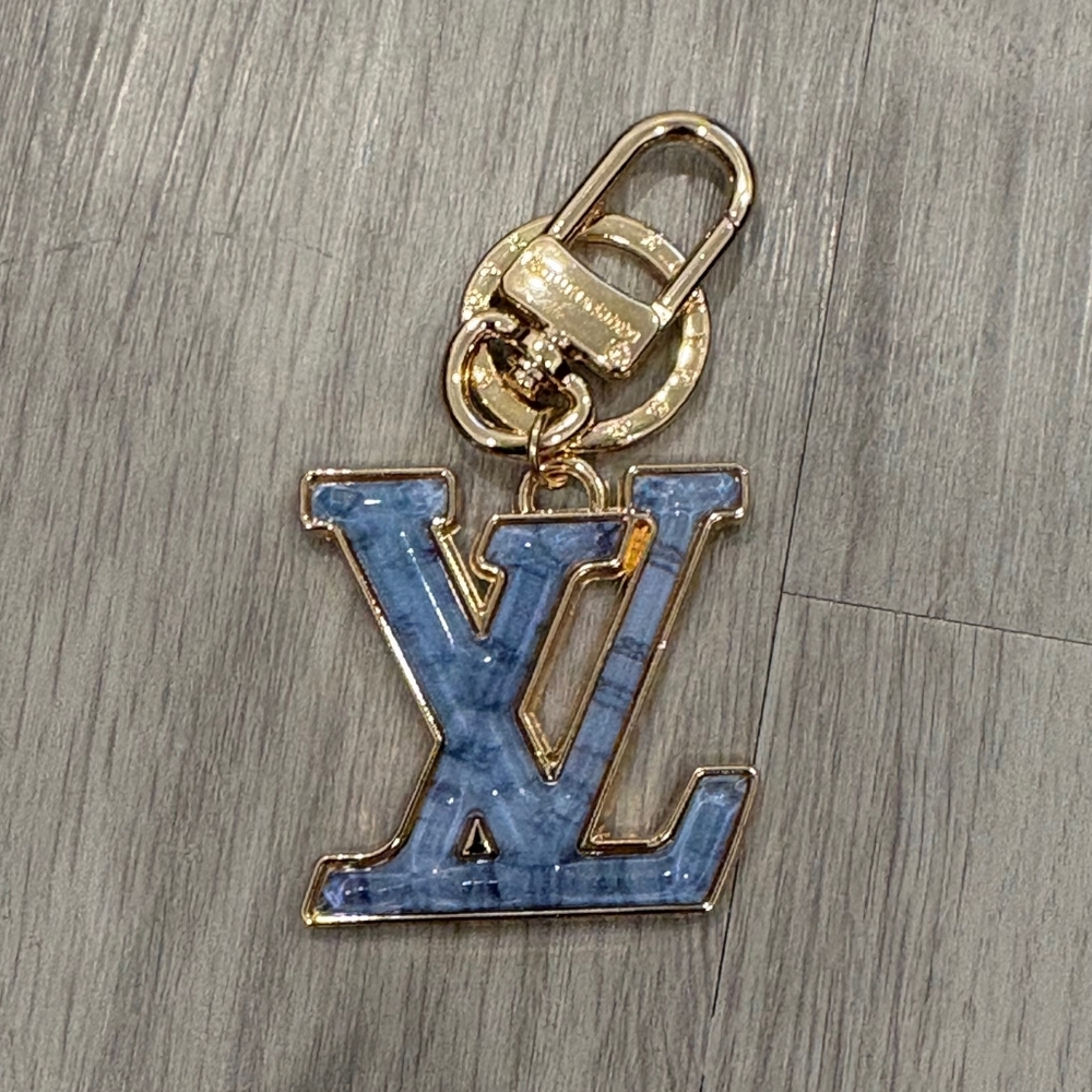 Louis Vuitton Monogram Blue and Gold Key Holder(preowned)